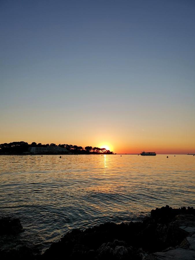 Stay In The Very Heart Of Porec - 50M To The Beach Buitenkant foto